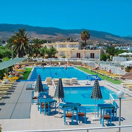 Niriides Beach Hotel Псалиди Экстерьер фото